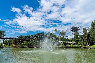 基地建设《灾厄堡垒》EA版现已登陆Steam 《夜勤人》开发组新作